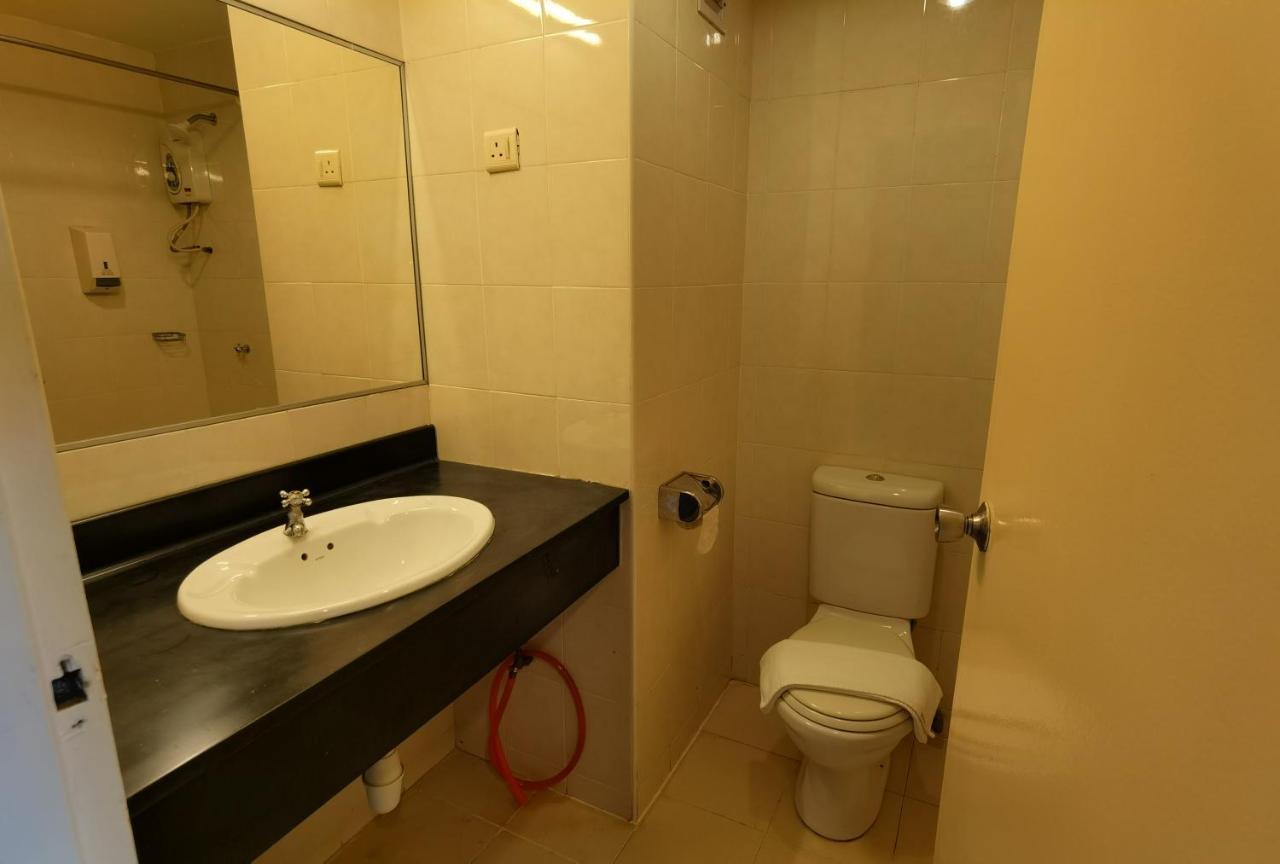 Folkmeldrum Hotel Johor Bahru Zewnętrze zdjęcie