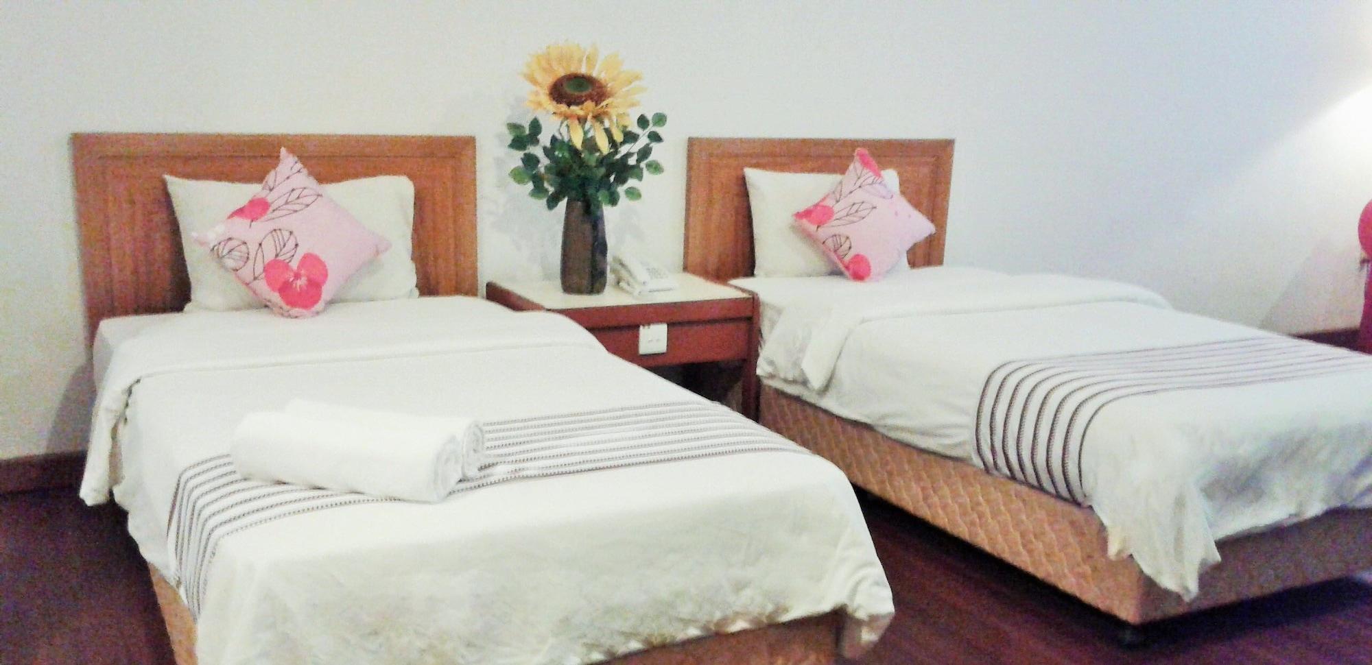 Folkmeldrum Hotel Johor Bahru Zewnętrze zdjęcie