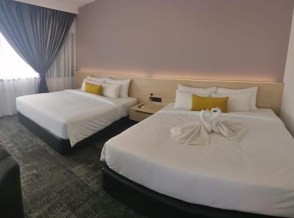 Folkmeldrum Hotel Johor Bahru Zewnętrze zdjęcie